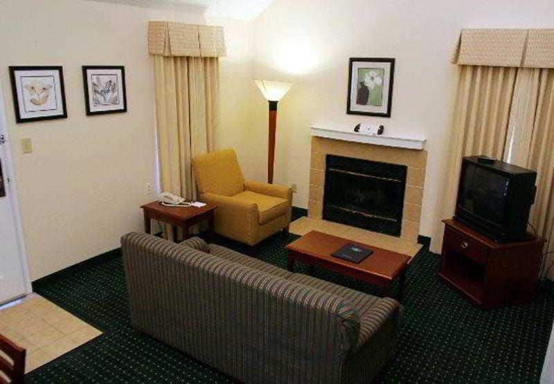 Avia On Mays Landing Somers Point Room photo